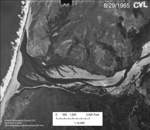 Mattole_Estuary_aerialphoto_1965